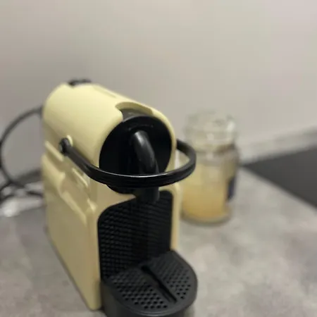 Lmv アパート バーリ